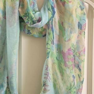 💥LAST DAY💥 Beautiful Floral Infinity Scarf w. Sparkles